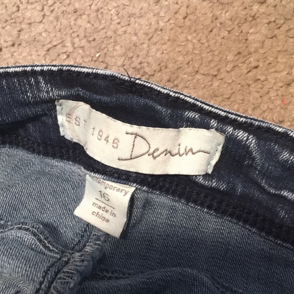 Capris - Picture 2 of 2